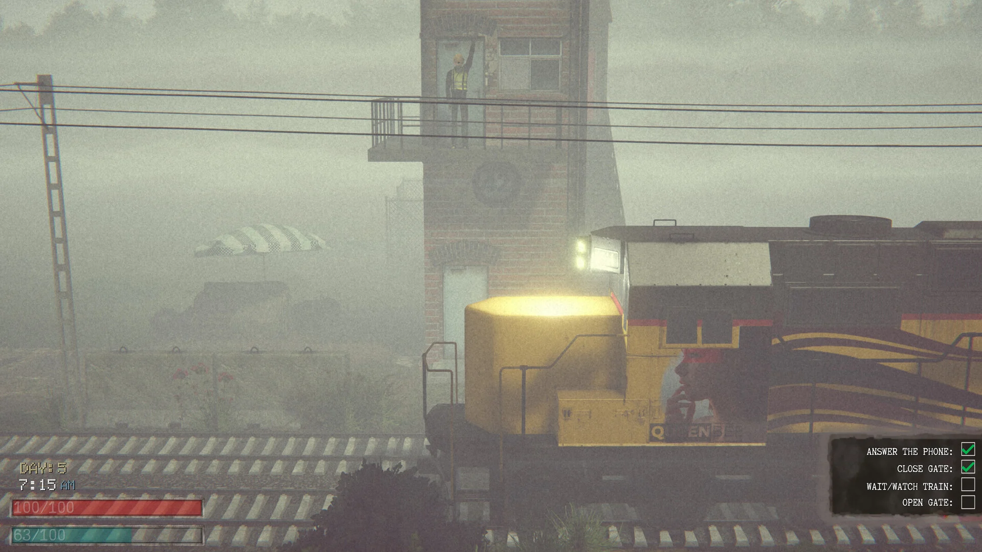 Trainwatch, pociąg przejeżdżający obok wieży dróżnika